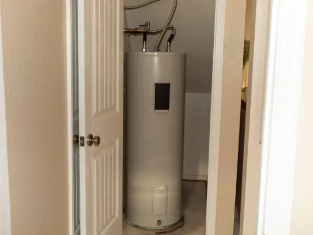 water heater tank